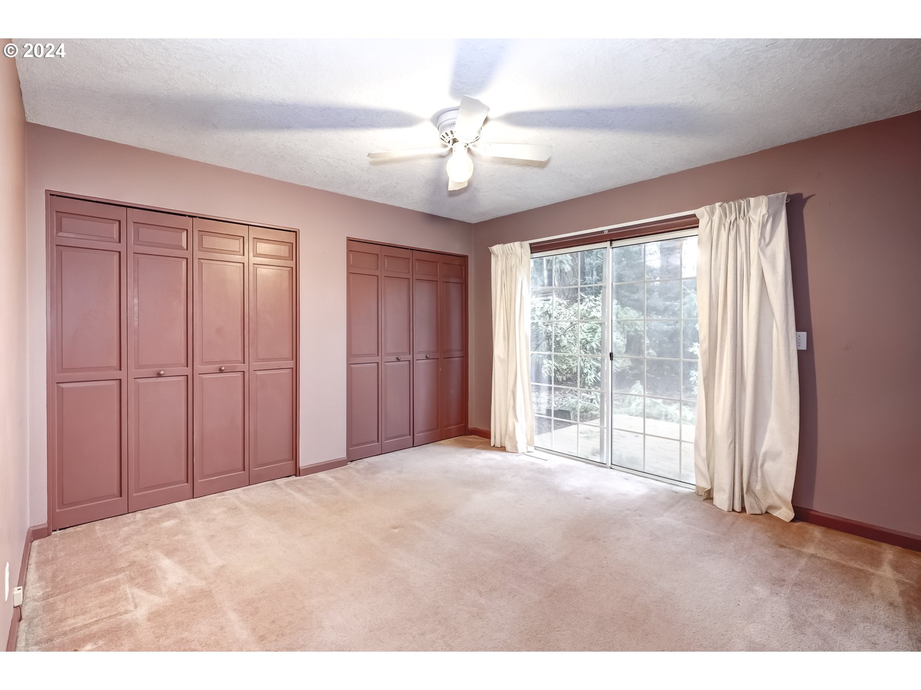9082 Southwest Arapaho Road Tualatin, OR 97062 - Photo 21 of 31 Bedroom