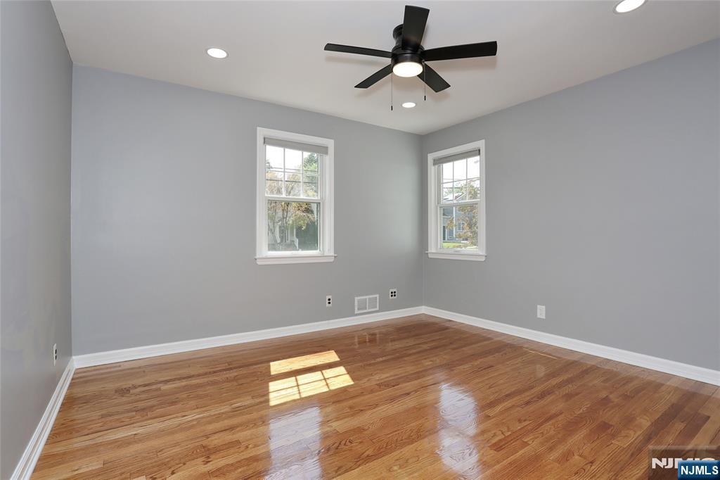 28-19 Warren Road Fair Lawn, NJ 07410 - Photo 13 of 41 Gallery Image 13