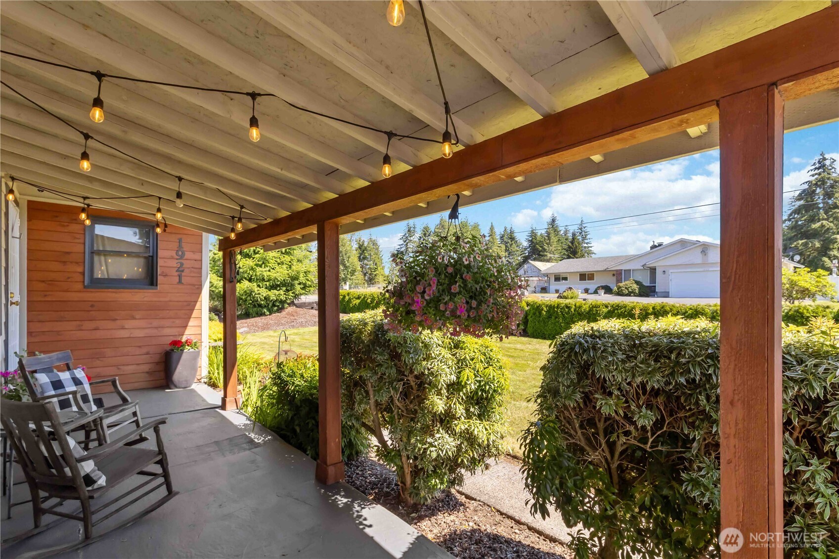 1921 Mt Brynion Road Kelso, WA 98626 - Photo 3 of 40