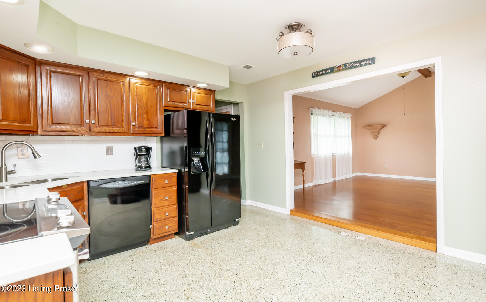 2012 Janlyn Road Louisville, KY 40299 - Photo 7 of 54 JLR-116