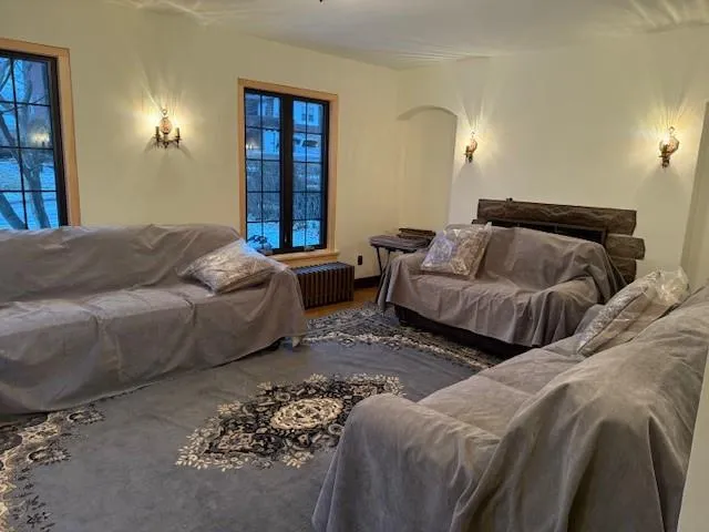 $2,800 | 261 Cedar Boulevard, Pittsburgh, PA 15228