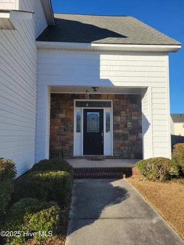 $1,745 | 304 Brunswick Drive, Jacksonville, NC 28546
