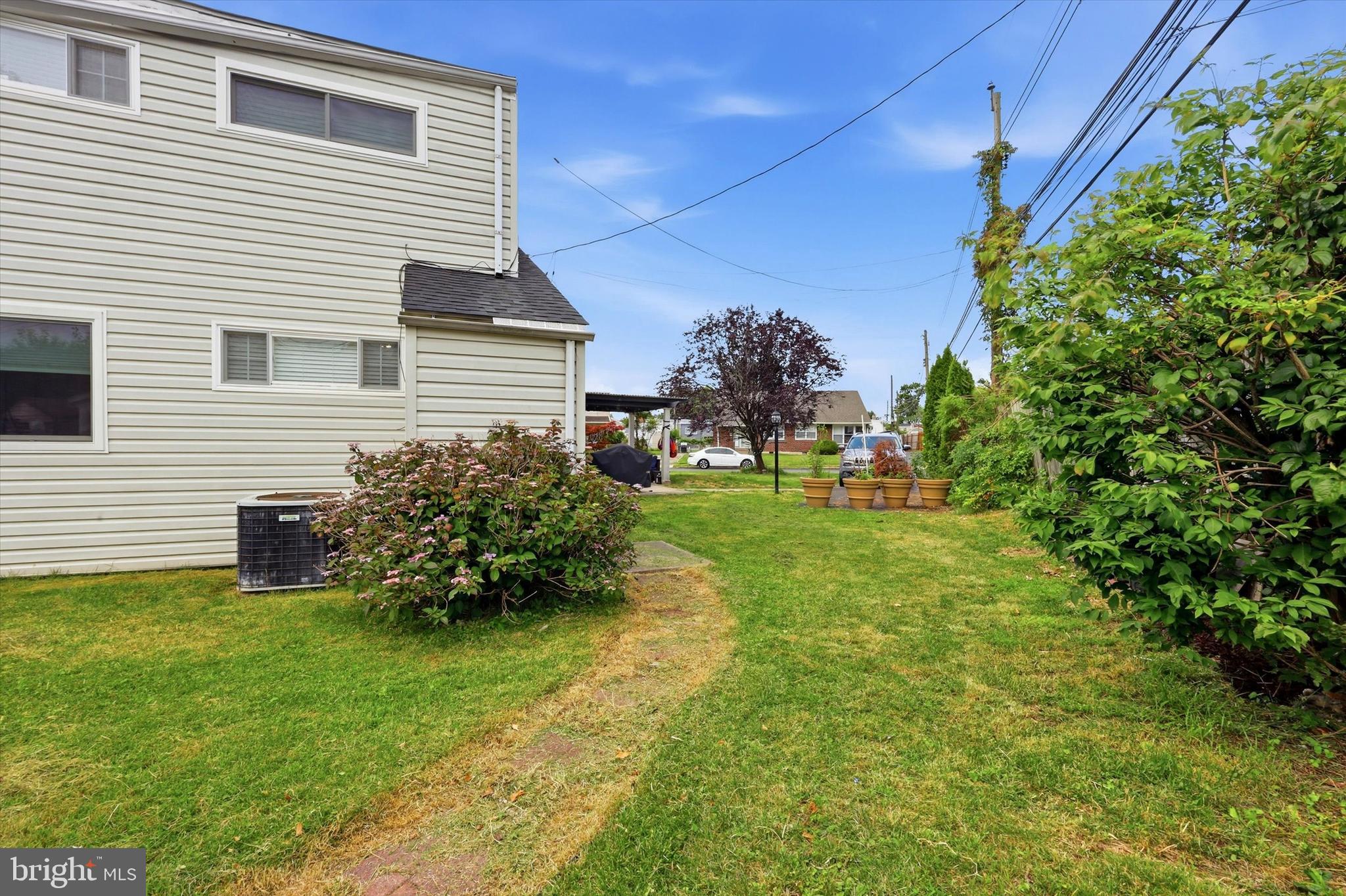 527 Lee Road Norwood, PA 19074 - Photo 5 of 15