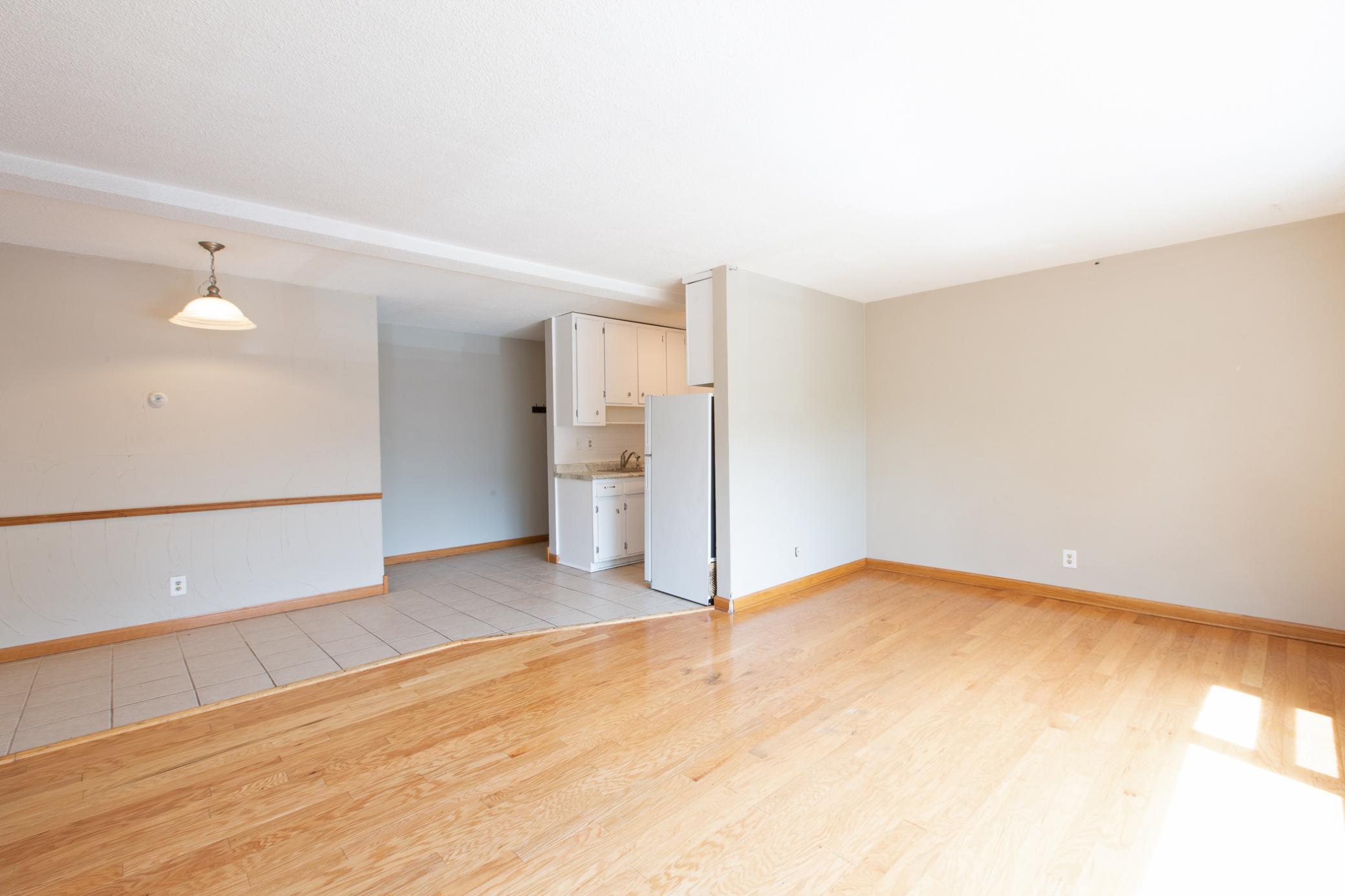 415 Ridgewood Avenue, Unit 103 Minneapolis, MN 55403 - Photo 14 of 20