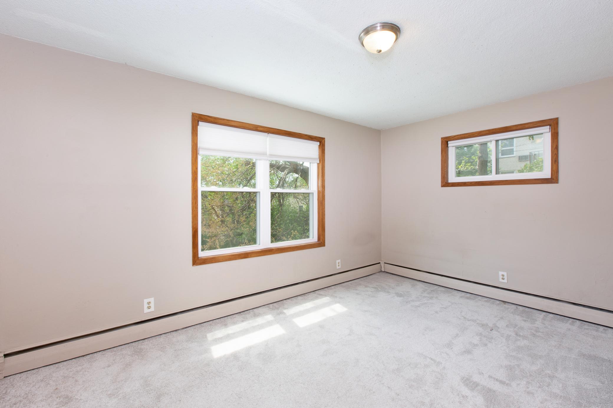 415 Ridgewood Avenue, Unit 103 Minneapolis, MN 55403 - Photo 15 of 20