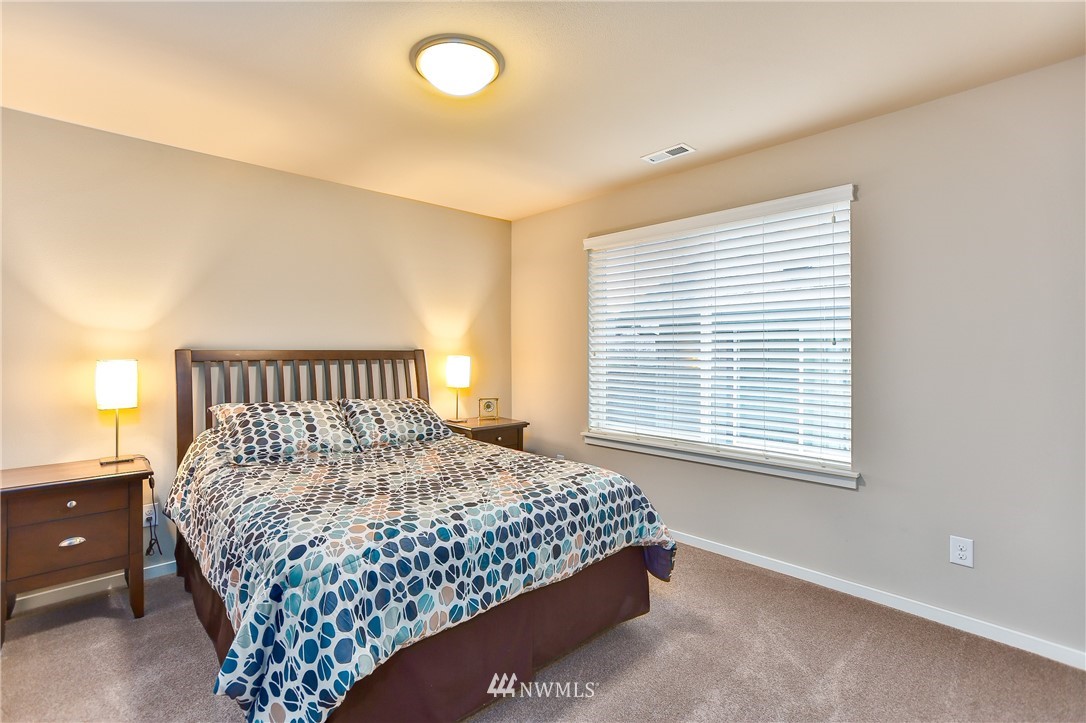 17009 40th Drive Southeast Bothell, WA 98012 - Photo 14 of 25 Gallery Image 14