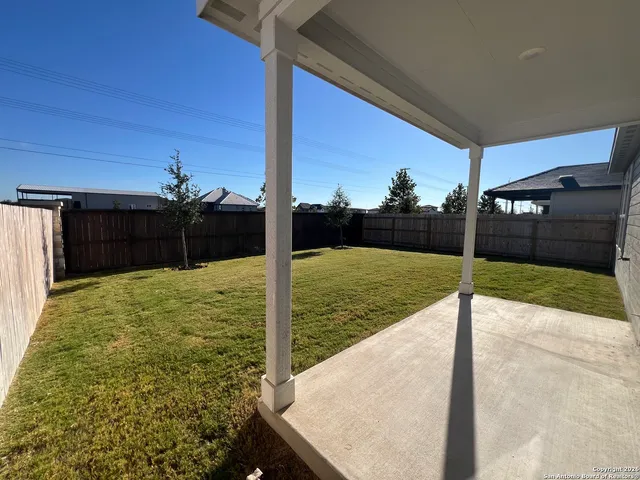 $2,075 | 1019 Oriole Way, Marion, TX 78124