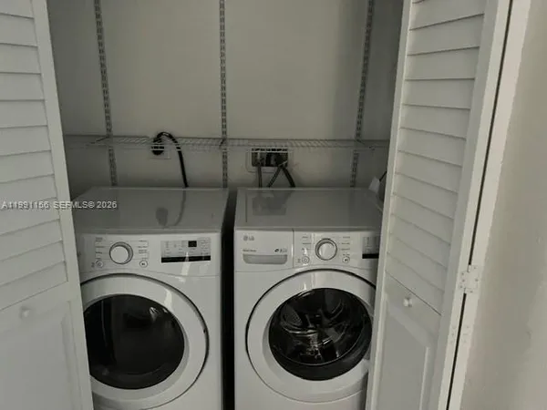 $3,500 | 644 Southwest 1st Court, Unit 644, Hallandale Beach, FL 33009