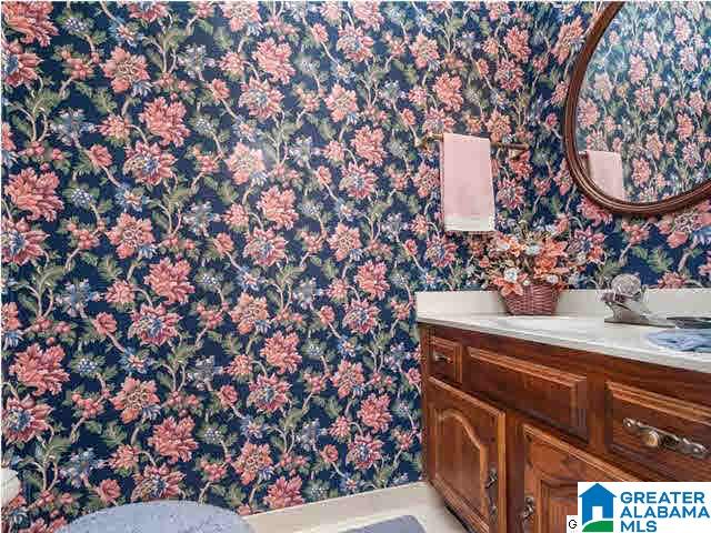 1128 Springville Road Birmingham, AL 35215 - Photo 7 of 28