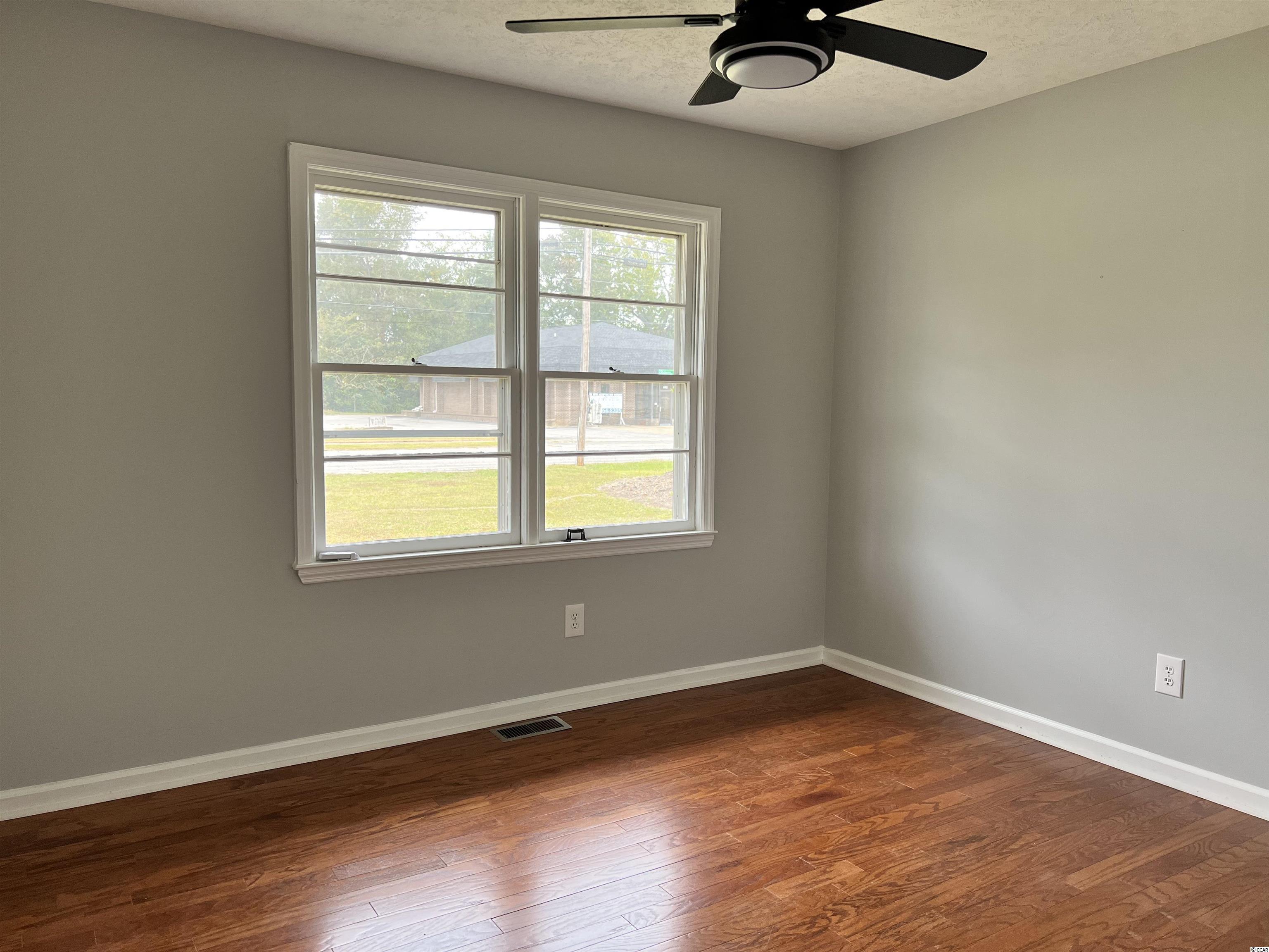 1003 South Main Street Mullins, SC 29574 - Photo 13 of 31