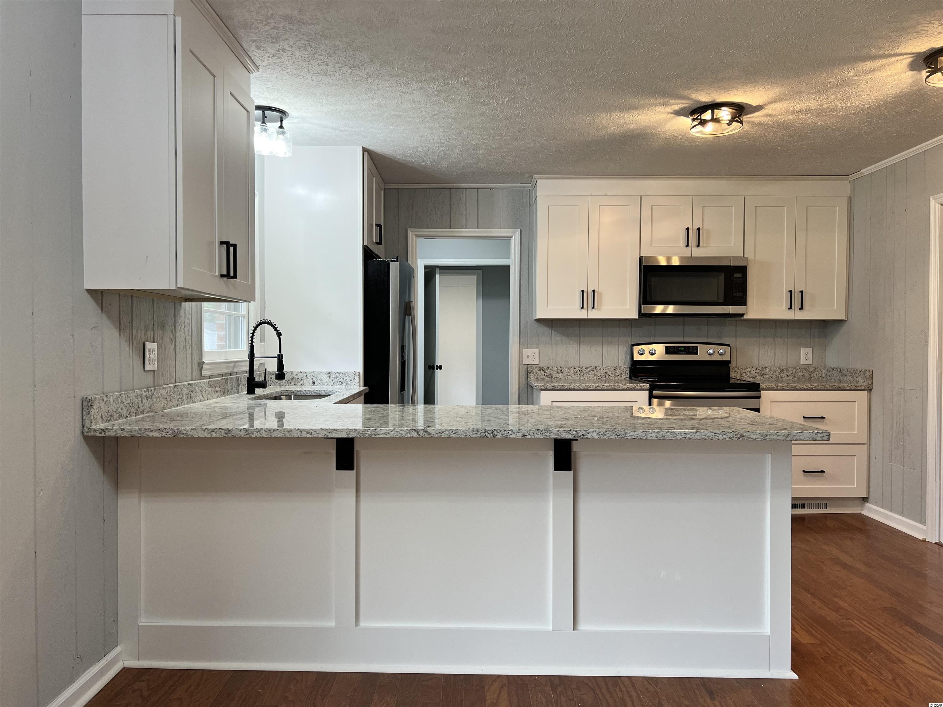 1003 South Main Street Mullins, SC 29574 - Photo 2 of 31