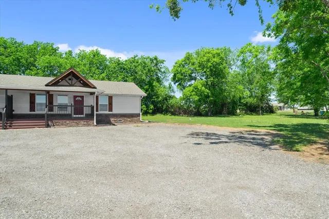 $1,500 | 18350 Farm To Market 47, Unit 1, Wills Point, TX 75169