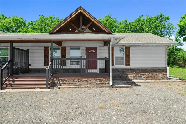 $1,500 | 18350 Farm To Market 47, Unit 1, Wills Point, TX 75169