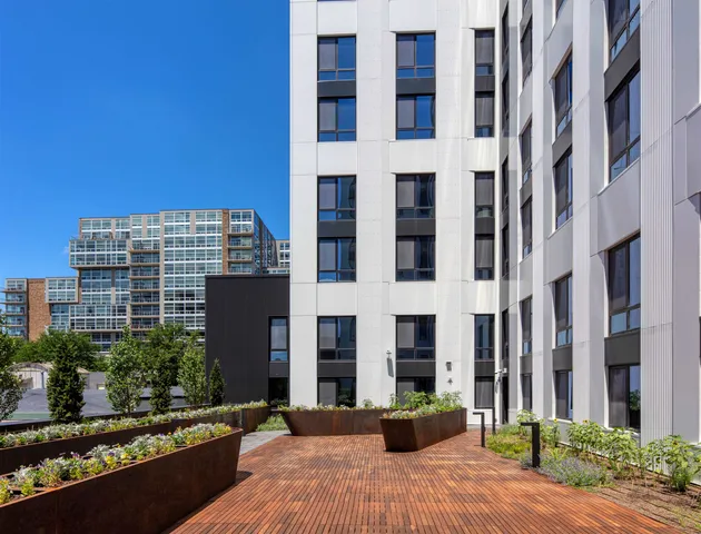 $6,500 | 10 South Paterson Street, Unit 1401, Madison, WI 53703