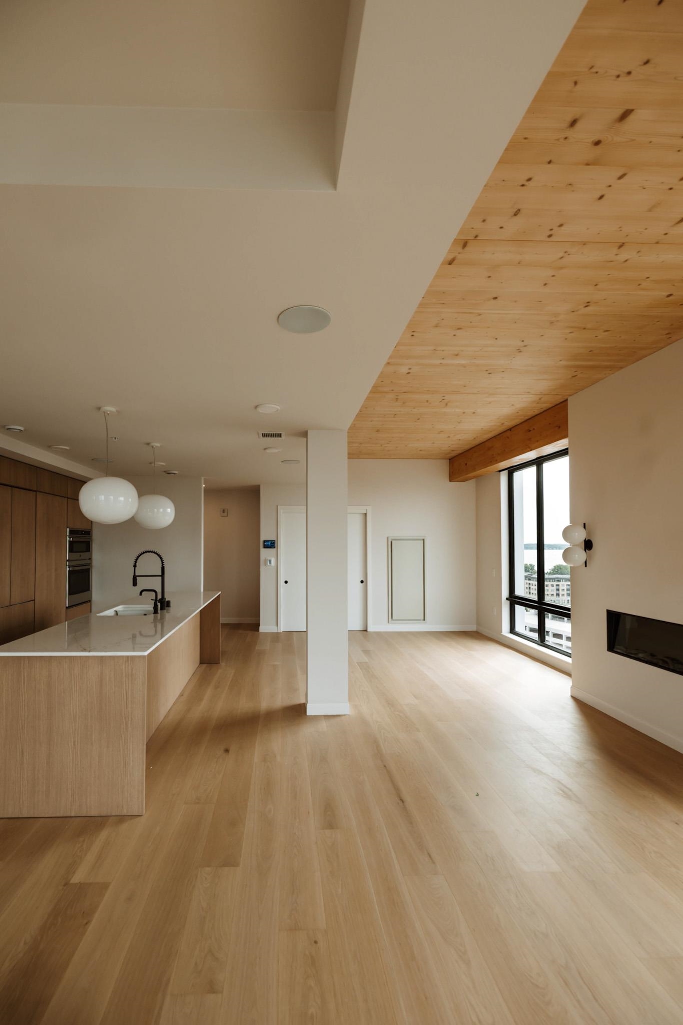 10 South Paterson Street, Unit 1401 Madison, WI 53703 - Photo 38 of 41