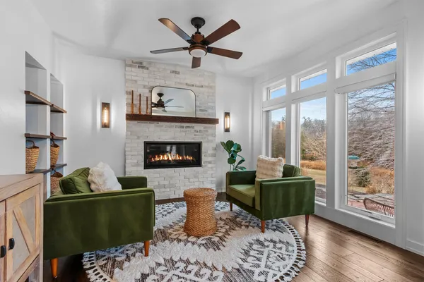 $899,999 | 2875 Stone Creek Circle, Suamico, WI 54313
