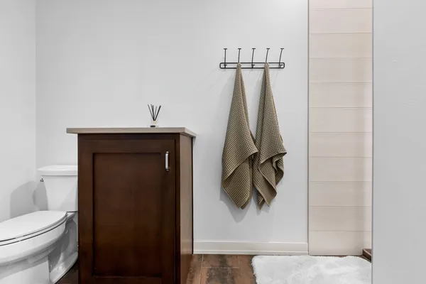 $899,999 | 2875 Stone Creek Circle, Suamico, WI 54313