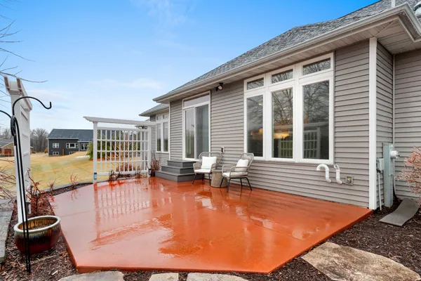 $899,999 | 2875 Stone Creek Circle, Suamico, WI 54313