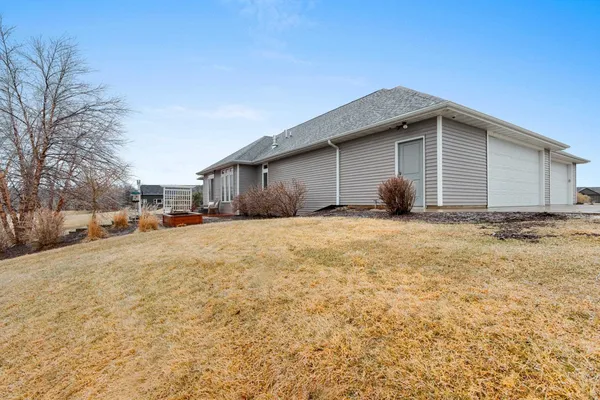 $899,999 | 2875 Stone Creek Circle, Suamico, WI 54313
