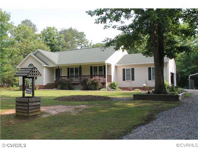 4071 North Hen Peck Road Quinton, VA 23141 - Photo 1 of 23 Exterior Front