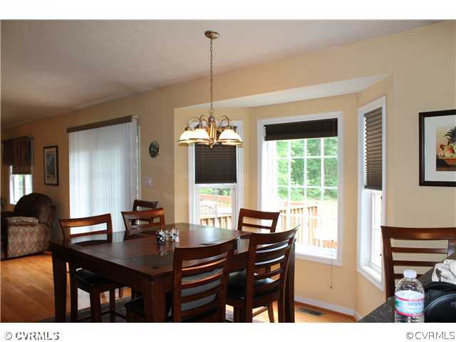 4071 North Hen Peck Road Quinton, VA 23141 - Photo 7 of 23 Den/Family/Great Room