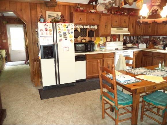 307 Gilbert Road Sandgate, VT 05250 - Photo 11 of 12 Gallery Image 11