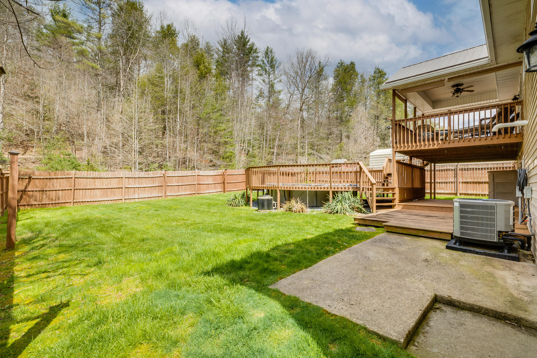 611 Scioto Road Unicoi, TN 37692 - Photo 49 of 59 049