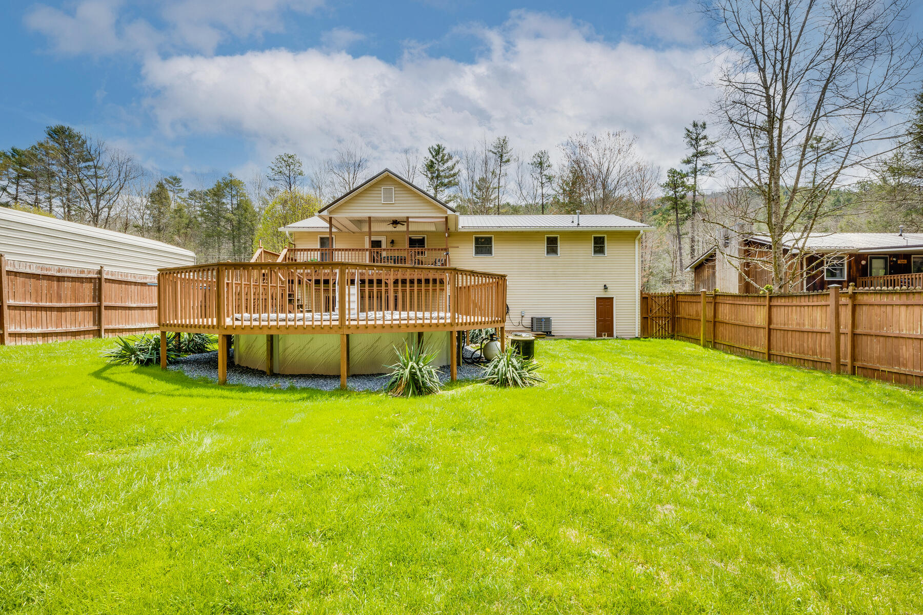 611 Scioto Road Unicoi, TN 37692 - Photo 51 of 59 051