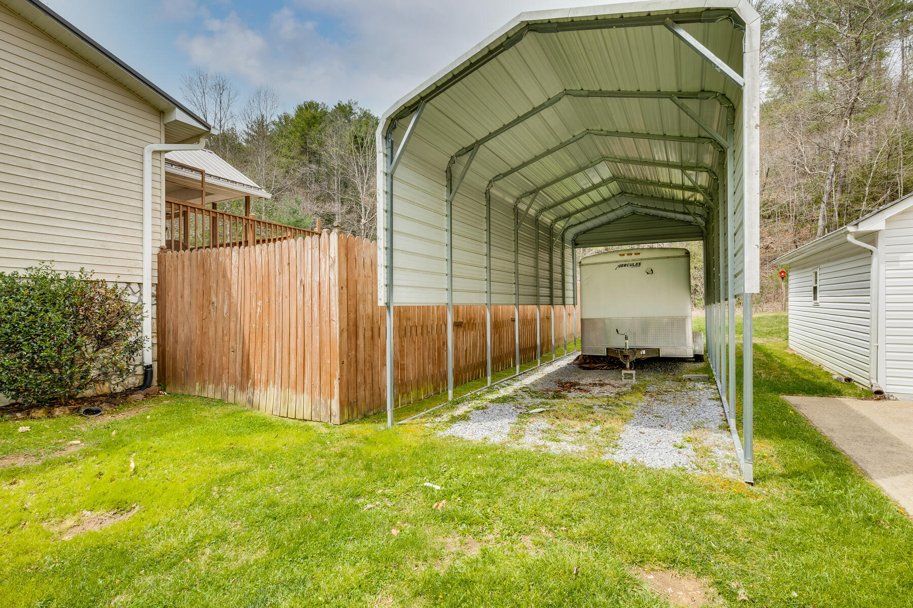 611 Scioto Road Unicoi, TN 37692 - Photo 54 of 59 054