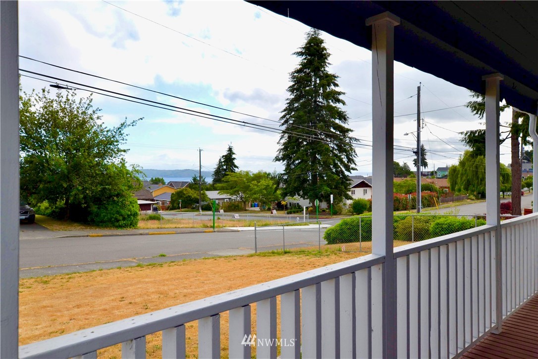 5610 North 49th Street Ruston, WA 98407 - Photo 3 of 19 Gallery Image 3