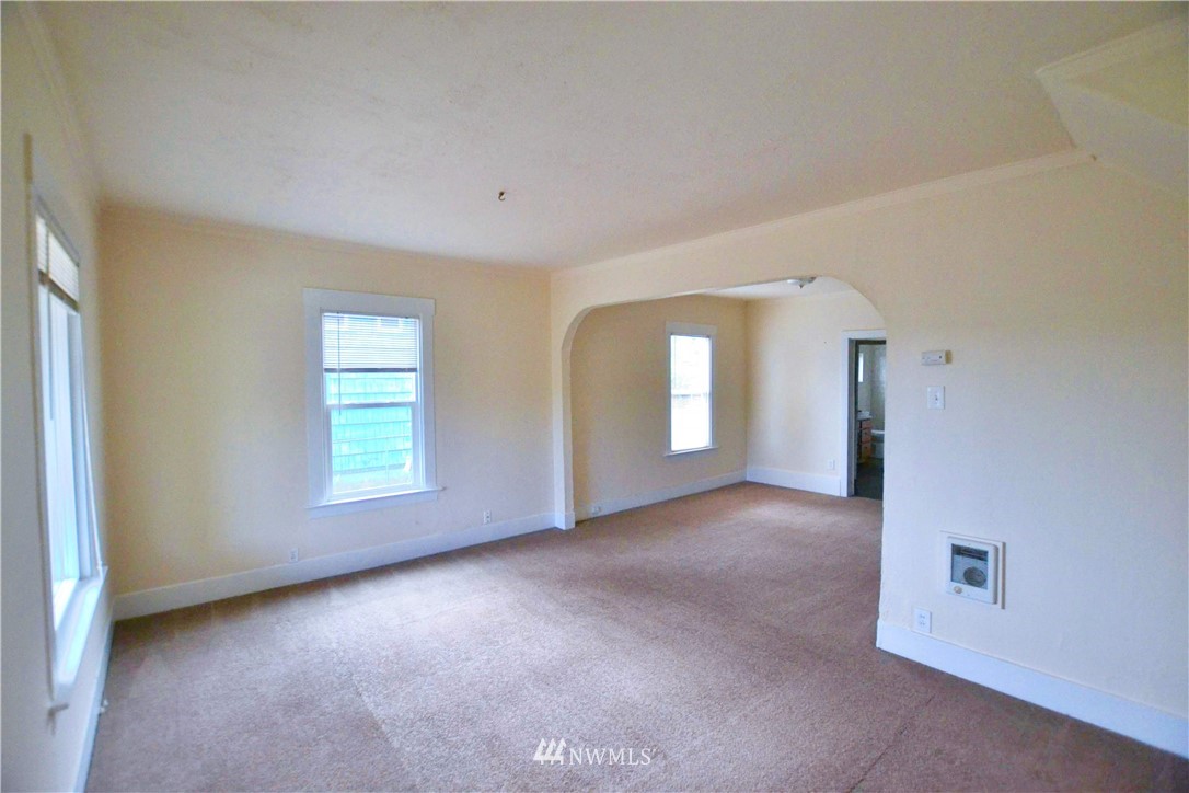 5610 North 49th Street Ruston, WA 98407 - Photo 4 of 19 Gallery Image 4
