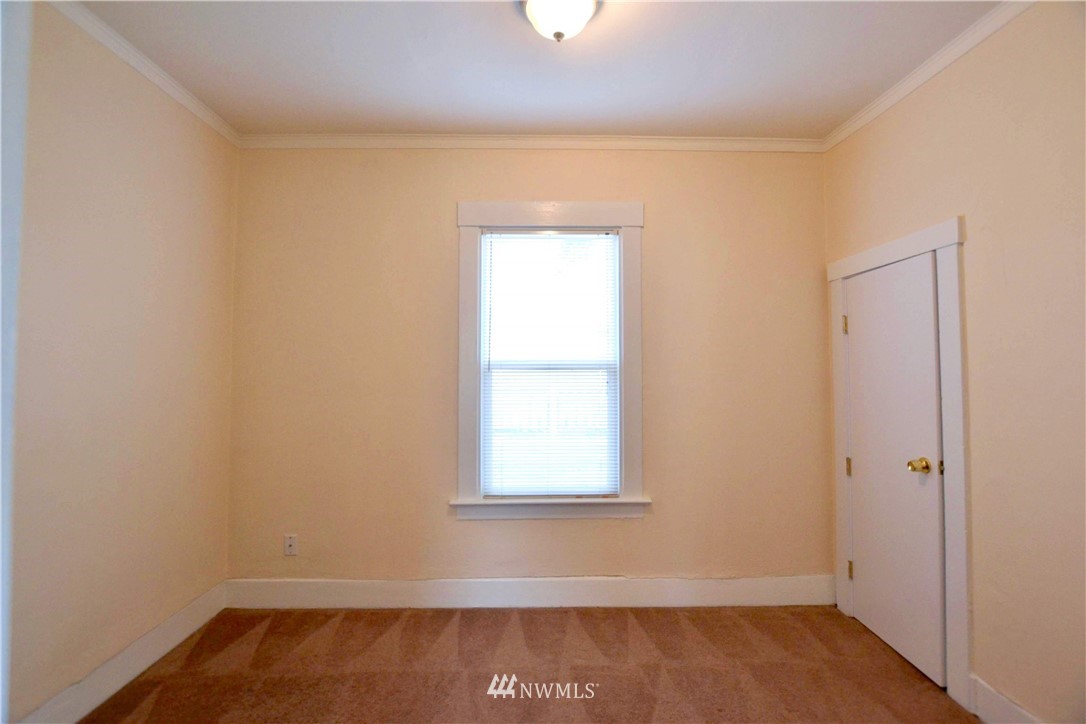 5610 North 49th Street Ruston, WA 98407 - Photo 6 of 19 Gallery Image 6