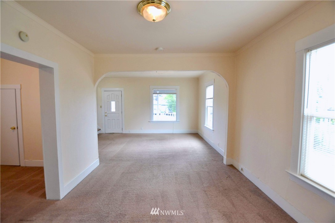 5610 North 49th Street Ruston, WA 98407 - Photo 7 of 19 Gallery Image 7