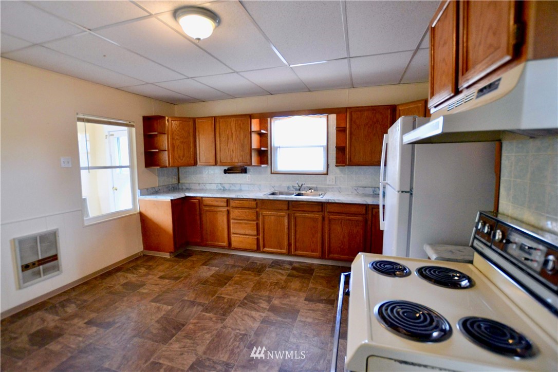 5610 North 49th Street Ruston, WA 98407 - Photo 8 of 19 Gallery Image 8