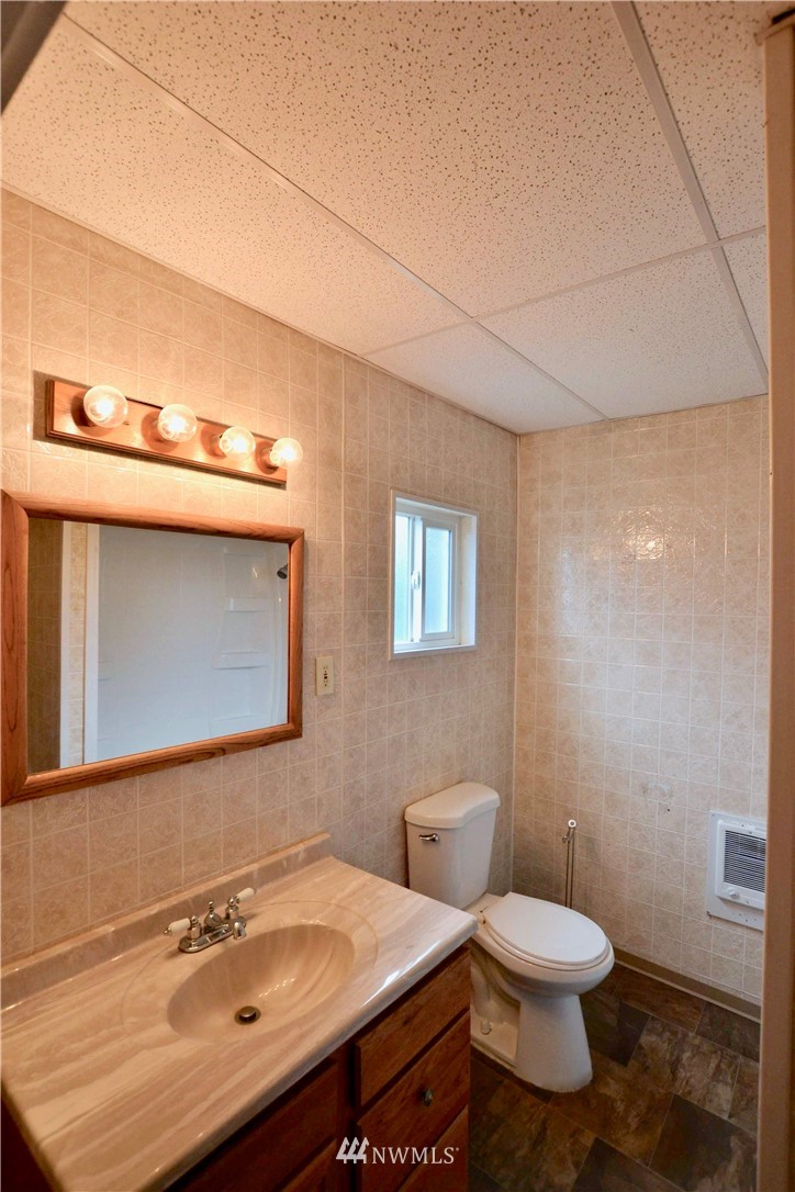 5610 North 49th Street Ruston, WA 98407 - Photo 9 of 19 Gallery Image 9