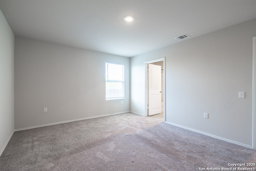 723 Vermilion San Antonio, TX 78221 - Photo 11 of 22