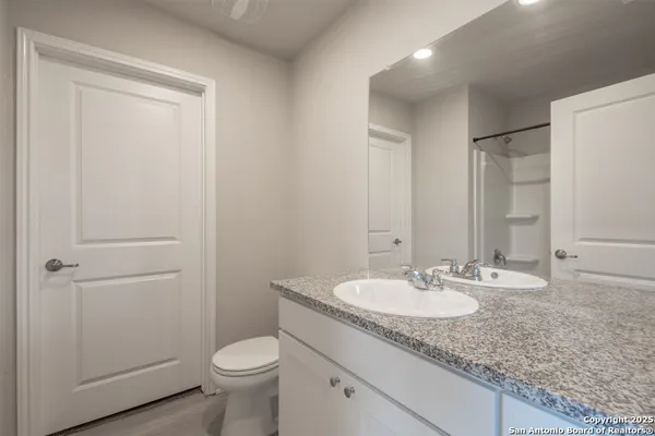 $1,500 | 723 Vermilion, San Antonio, TX 78221