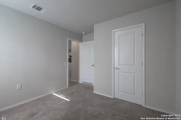 $1,500 | 723 Vermilion, San Antonio, TX 78221