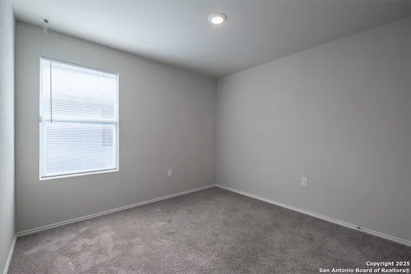 $1,500 | 723 Vermilion, San Antonio, TX 78221