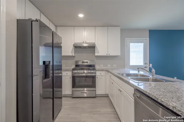 $1,500 | 723 Vermilion, San Antonio, TX 78221