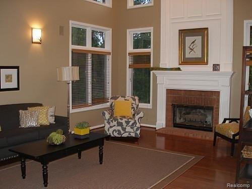 2545 Walnut Road Ann Arbor, MI 48103 - Photo 12 of 25 LR8.jpg