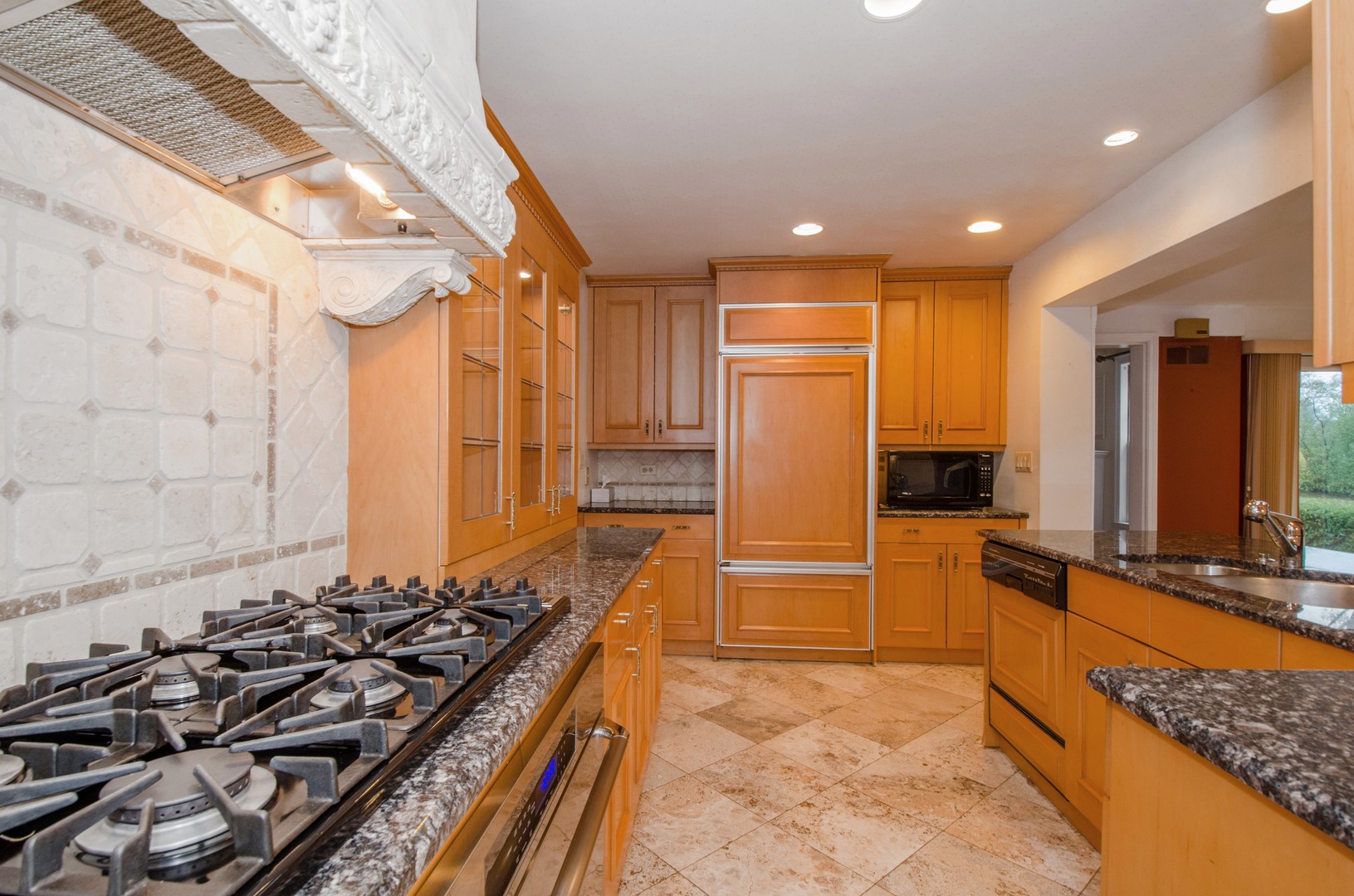 210 Coach Road Northfield, IL 60093 - Photo 6 of 20