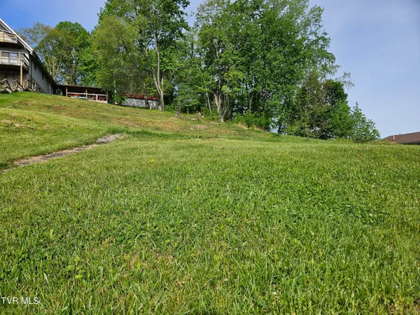 $25,000 | 108 Cherry Street Southeast, Wise, VA 24293