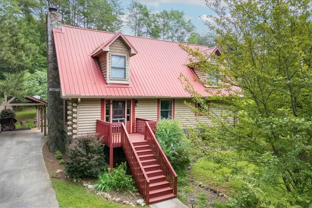 $379,000 | 305 Mt Bay Drive, Westminster, SC 29693