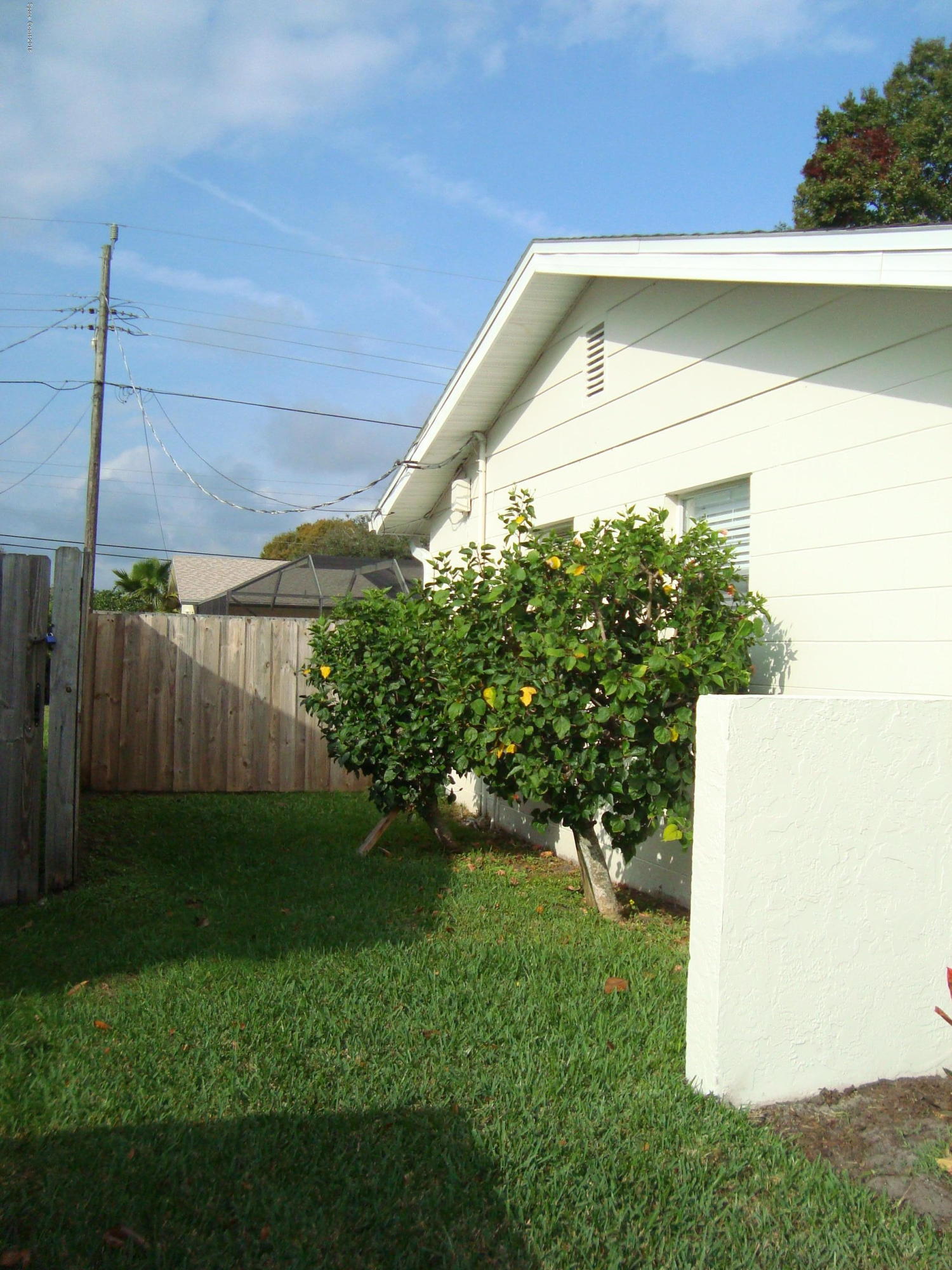237 Monaco Road West Melbourne, FL 32904 - Photo 9 of 28 DSC05984