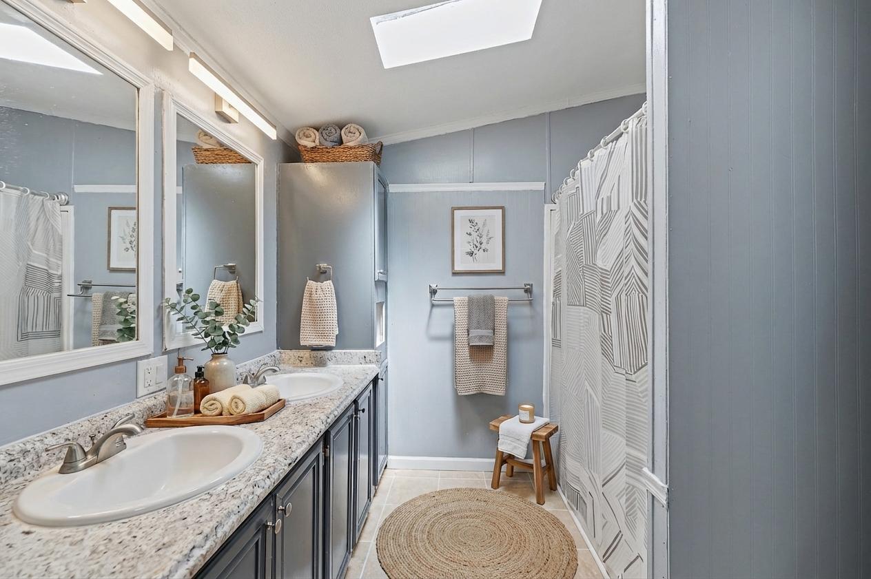 254 Grapevine Road Summerville, SC 29483 - Photo 8 of 22 Master Bathroom