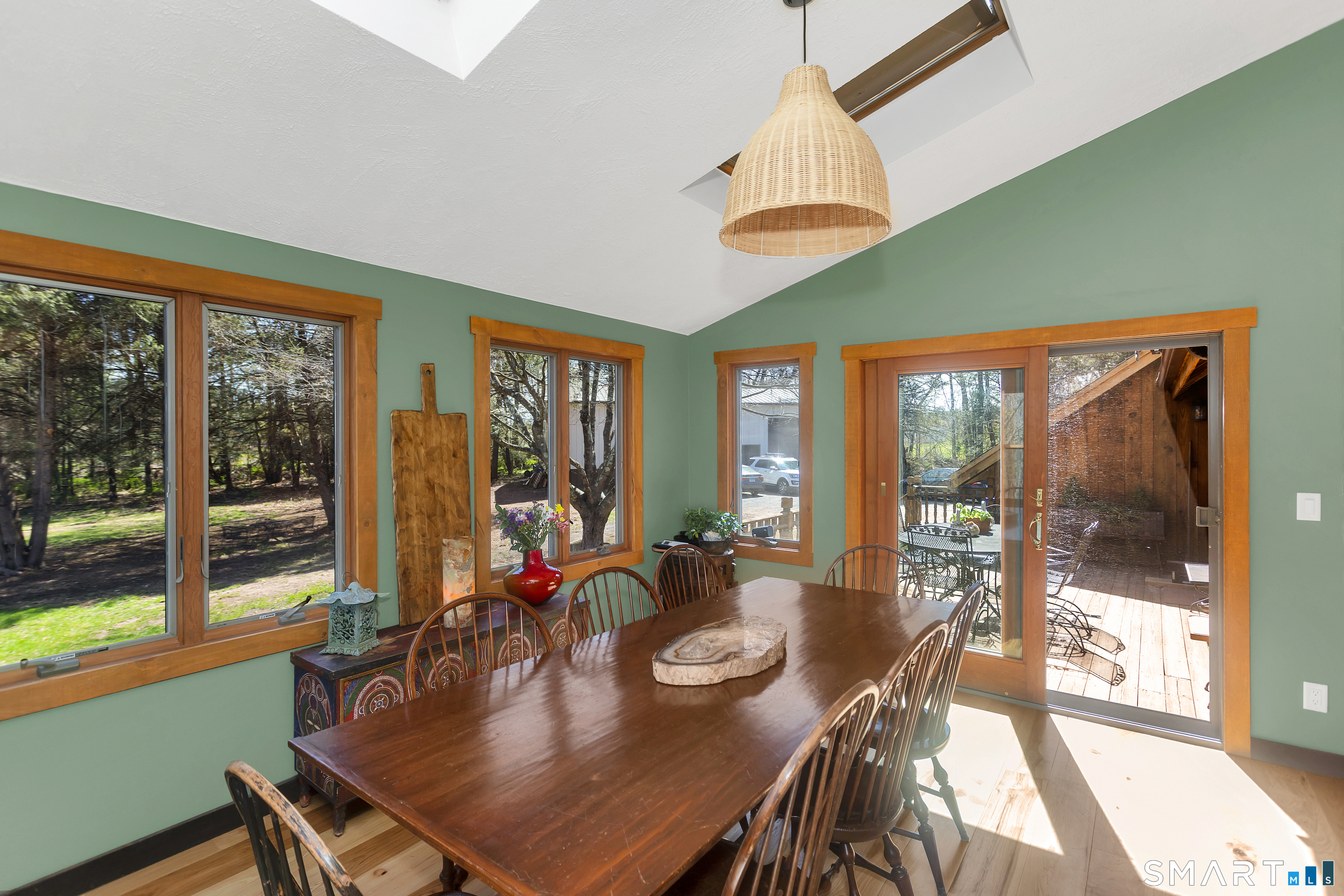 174 South Grand Street Suffield, CT 06093 - Photo 13 of 40
