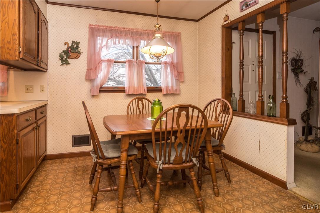 1936 Rockingham Drive Bethlehem, PA 18018 - Photo 9 of 18 Gallery Image 9