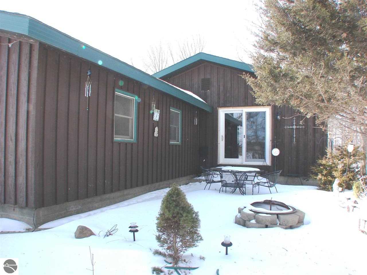 4168 North Union Road Alma, MI 48801 - Photo 8 of 52 1795612-7.JPG