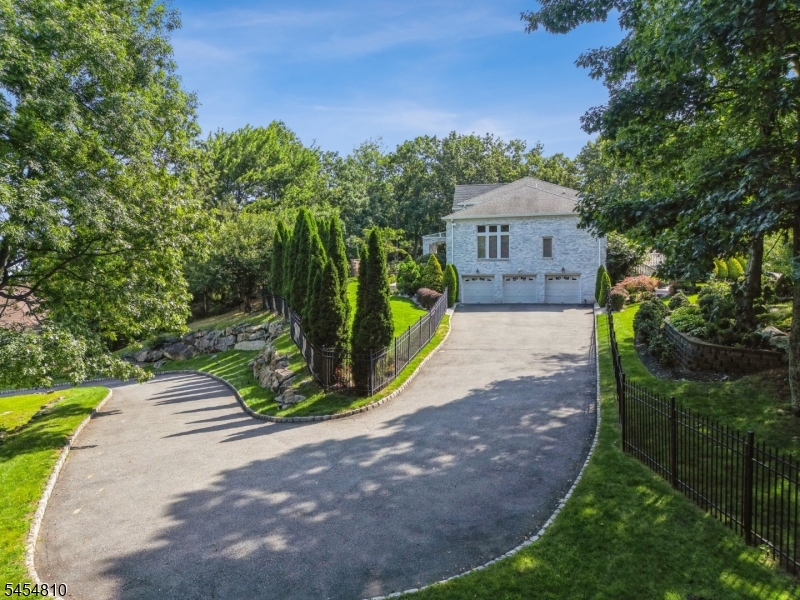 24 Emerson Road Morris Plains, NJ 07950 - Photo 36 of 43 Gallery Image 36